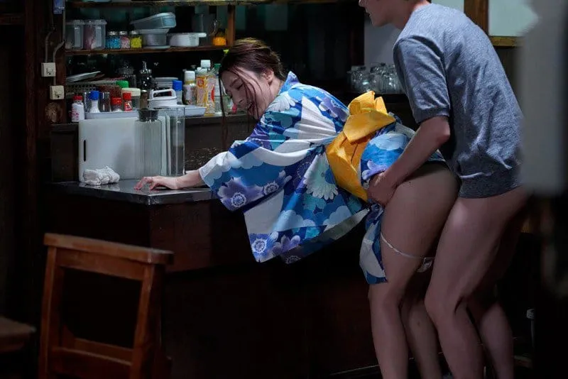 Chuyến về quê khó quên khi ở cùng với chị họ xinh dâm tuyệt vời